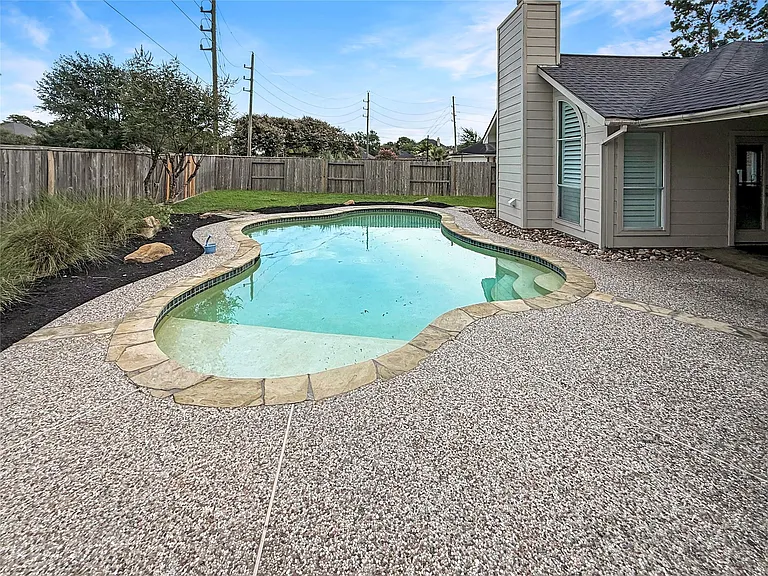 13807 Halpren Falls Cir — Photo 42