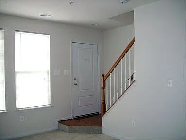 Entrance 02