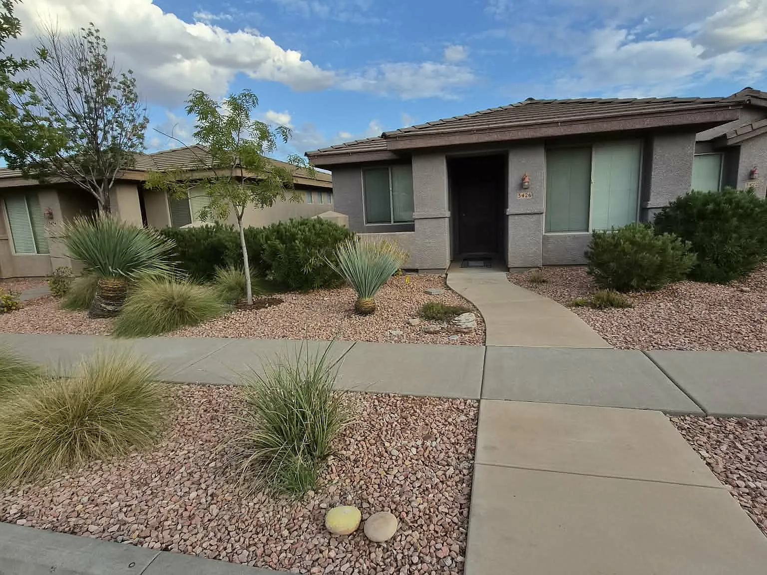 3 bed, 1344 sqft, $1,850 — Photo 2