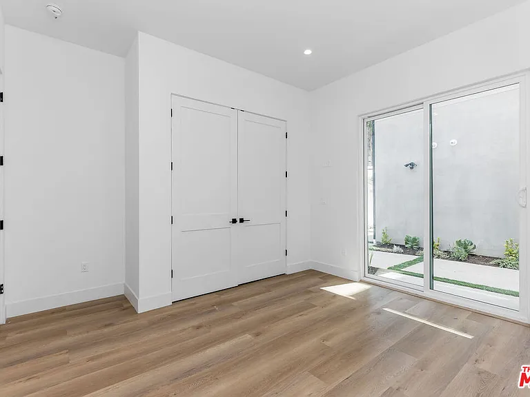 1821 N Ashmore Pl #1 — Photo 8