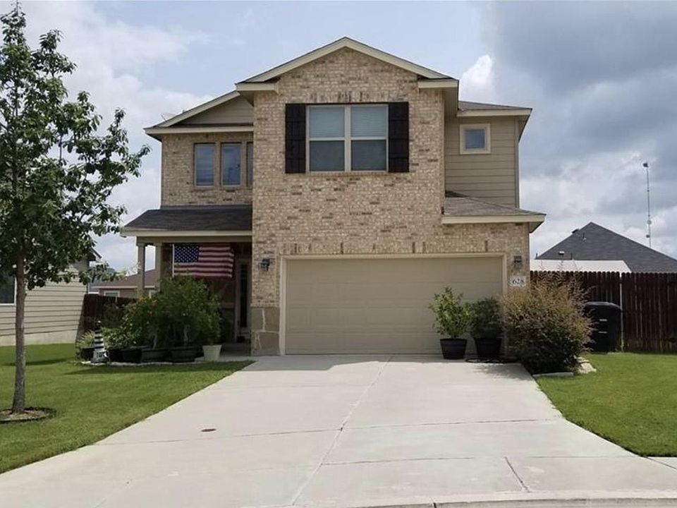 1st image of 628 Community Dr