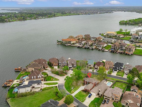 2nd image of 12319 Pebble View Dr