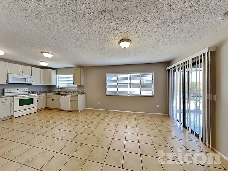 7520 Darlene St — Photo 4