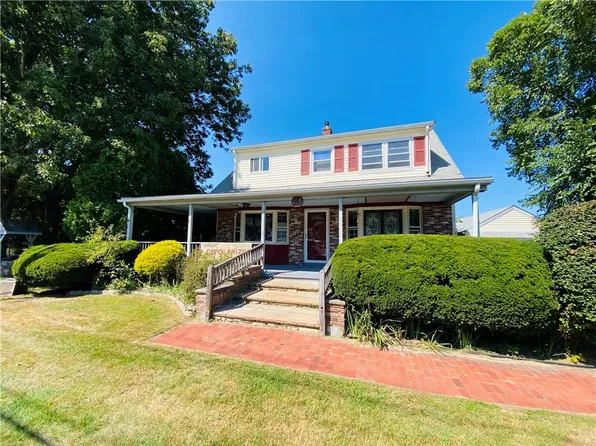 74 Nate Whipple Hwy, Cumberland, RI 02864