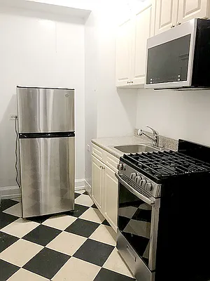 Rented by AJ Clarke | media 12