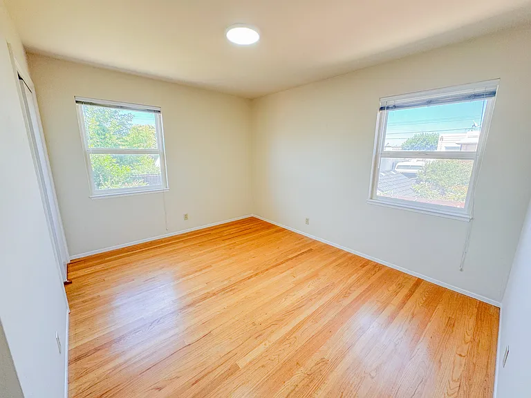 468 Acacia Ave — Photo 18