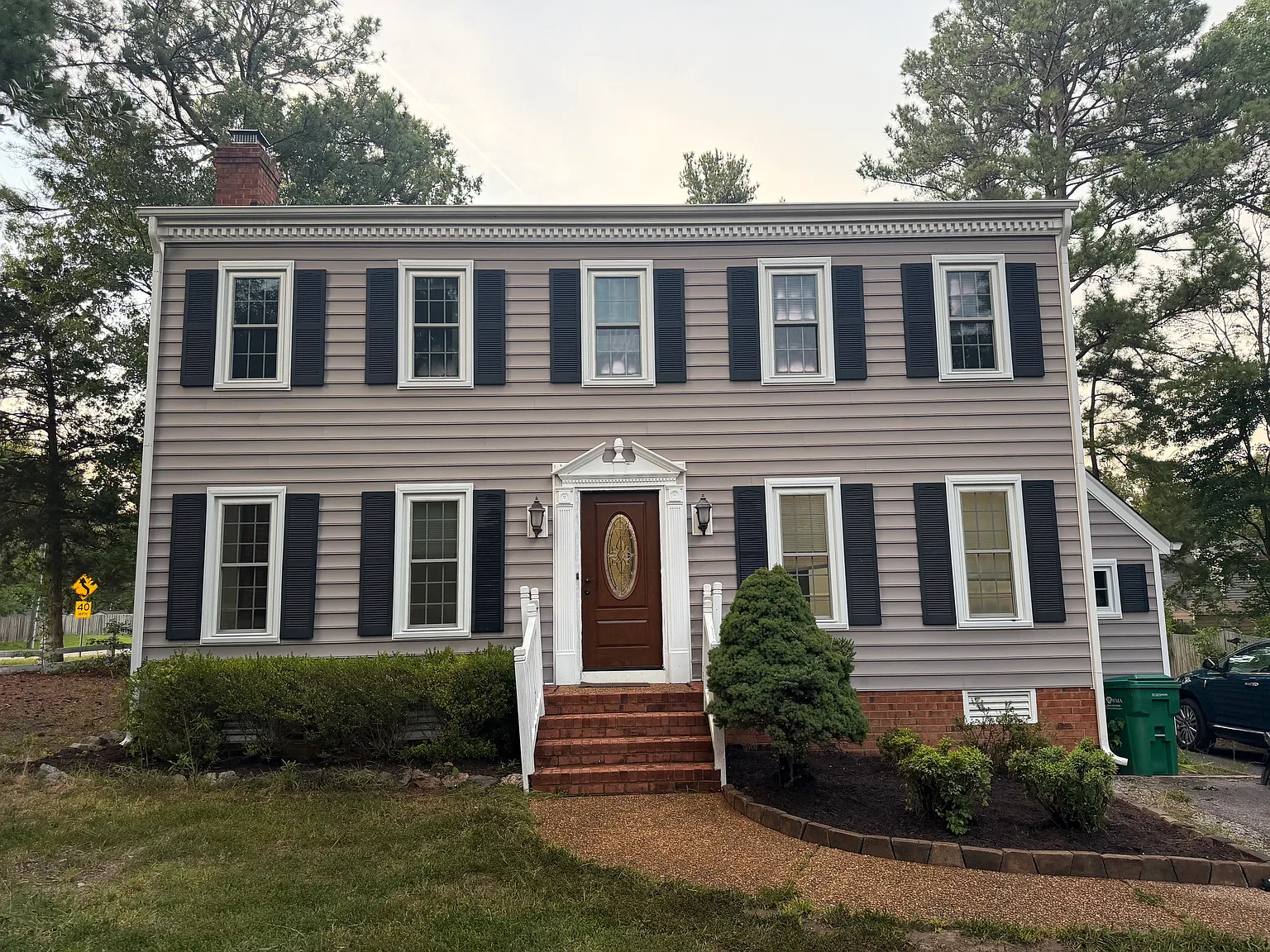 3 bed, 1928 sqft, $2,650 — Photo 1