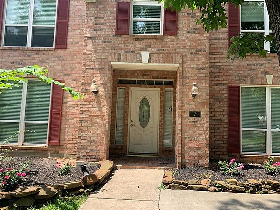 DOUBLE PANED WINDOWS THROUGHOUT