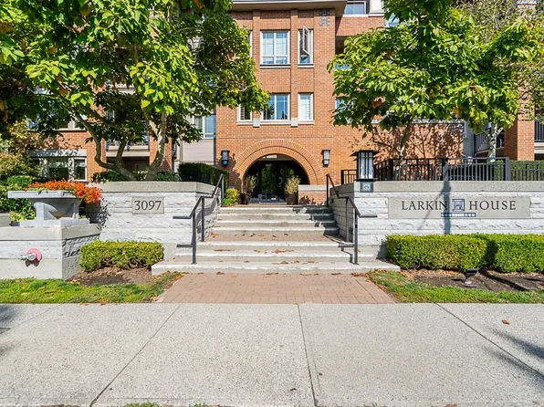 3097 Lincoln Ave #105, Coquitlam, BC V3B 0E3