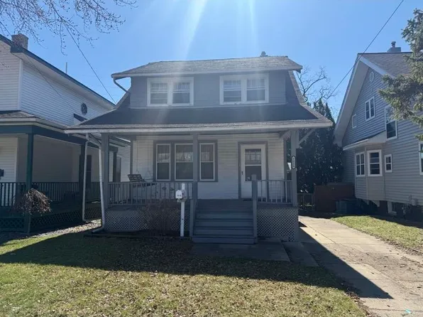 1016 N Hamilton St, Saginaw, MI 48602