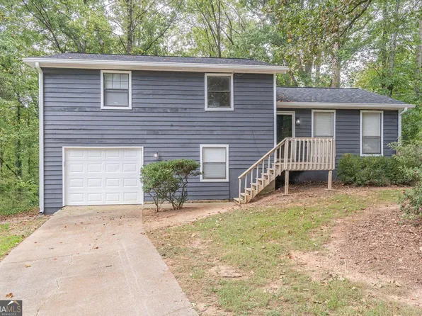 4996 Wycliffe Dr, Stone Mountain, GA 30087