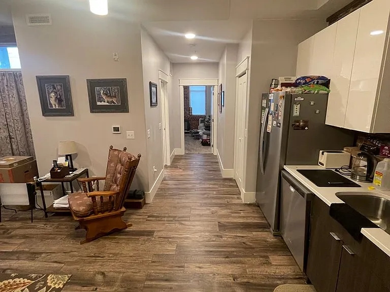 1509 E Superior St — Photo 3