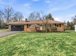 256 Donald Rd, Hermitage, PA 16148