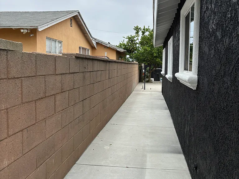 W Dollie St — Photo 7