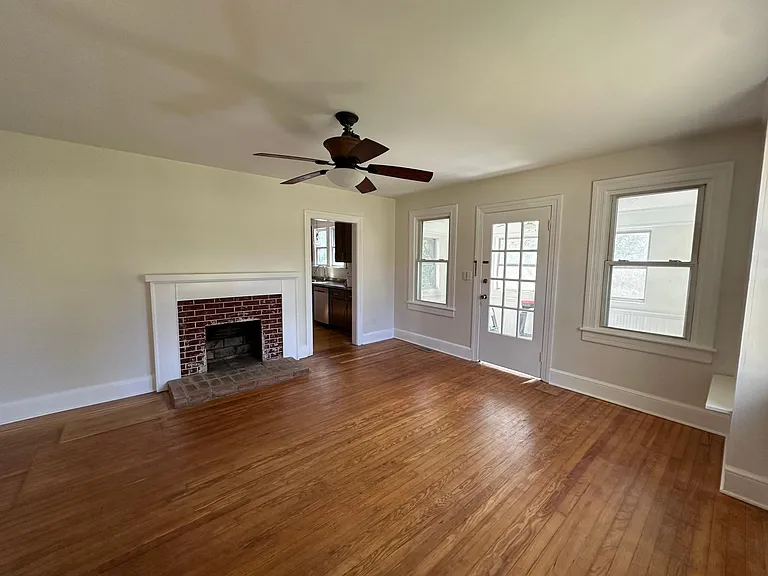 4565 Nelms Ln NE — Photo 5
