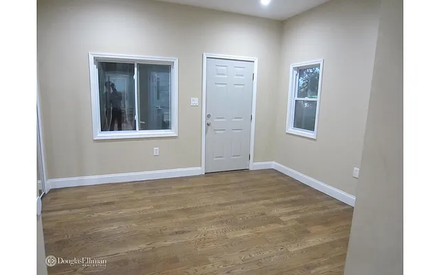 Rented by Douglas Elliman | media 4