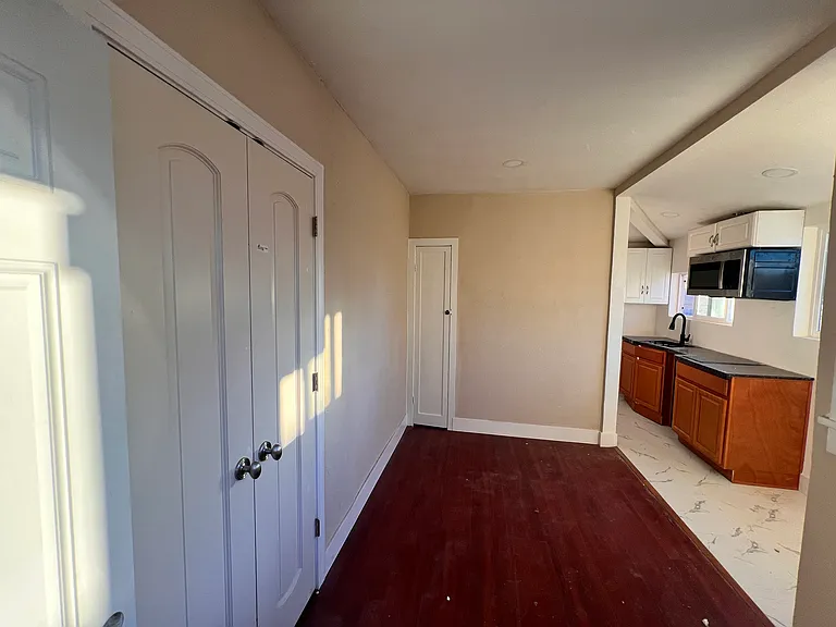 2640B 68th Ave #B — Photo 2