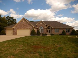 4639 S Blackberry Ct, New Palestine, IN 46163