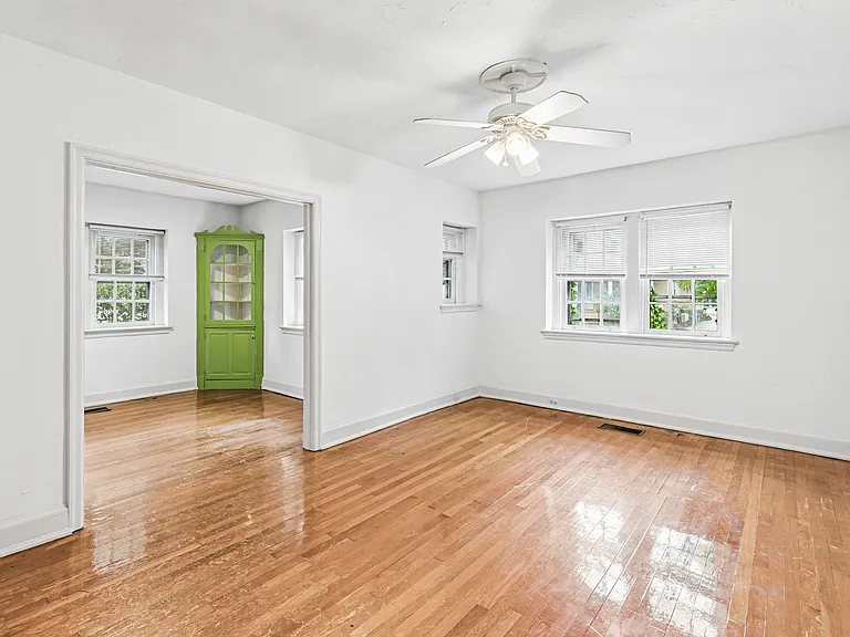 124 Argyle Rd #C6 — Photo 45