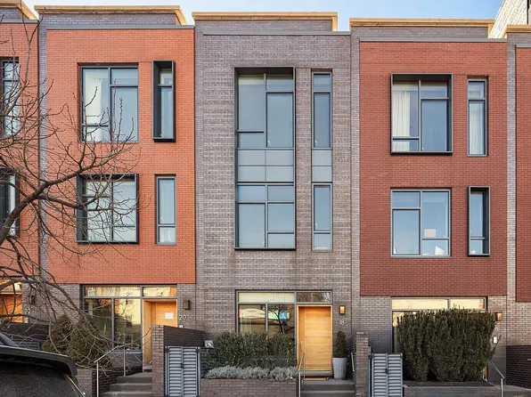 18 Vanderbilt Ave, Brooklyn, NY 11205