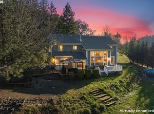 1040 Arcadia Dr, Roseburg, OR 97471