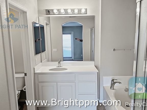 5th image of 1436 Aster Pl