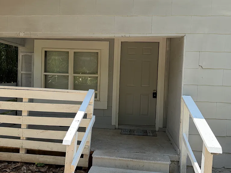 517 Vickerstaff St — Photo 7