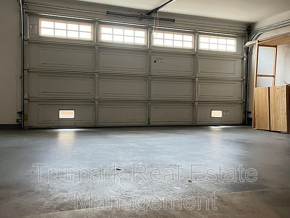 3rd image of 1114 Melrose Ave Unit 5