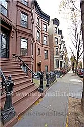 Rented by R New York