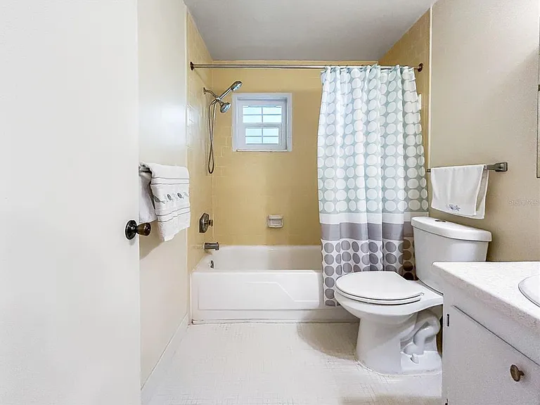 1706 Belleair Forest Dr #252 — Photo 3