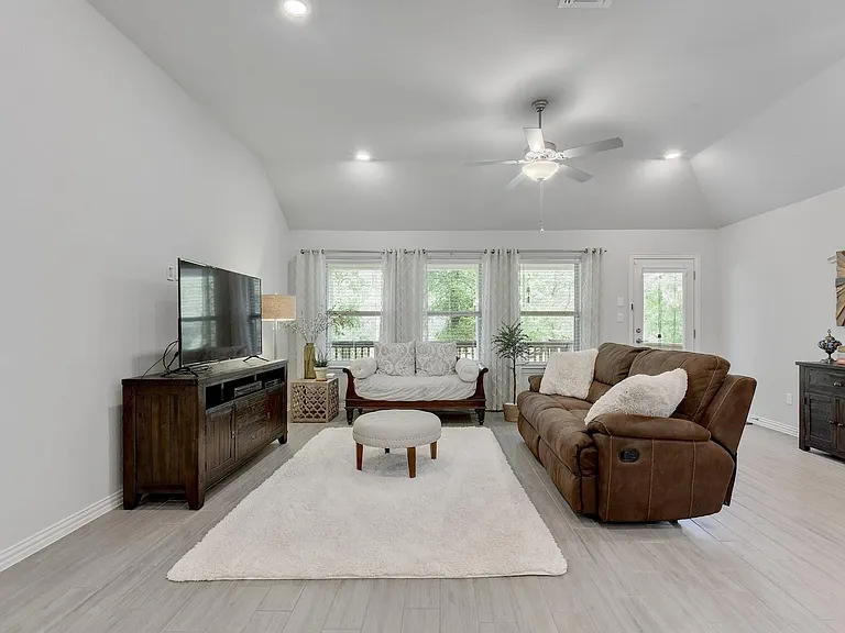 232 Tangled Brush Dr — Photo 11