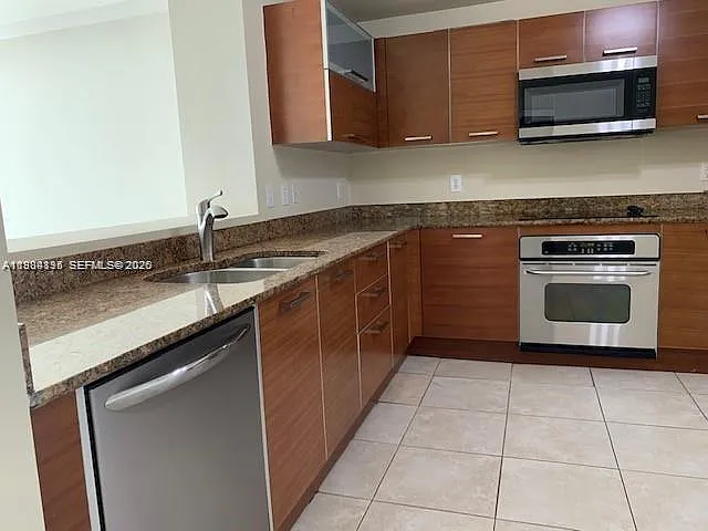 3330 NE 190th St #1018 — Photo 7
