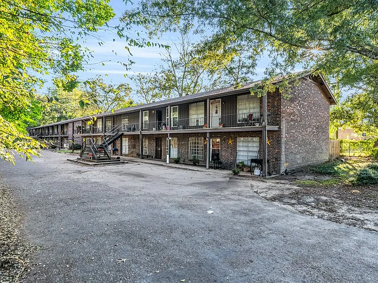 26944 E Main St #17 — Photo 2