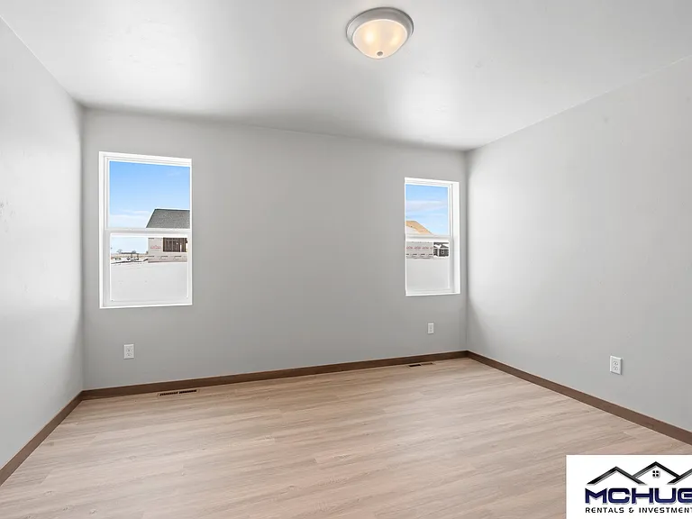 1717 Freeman Dr — Photo 6
