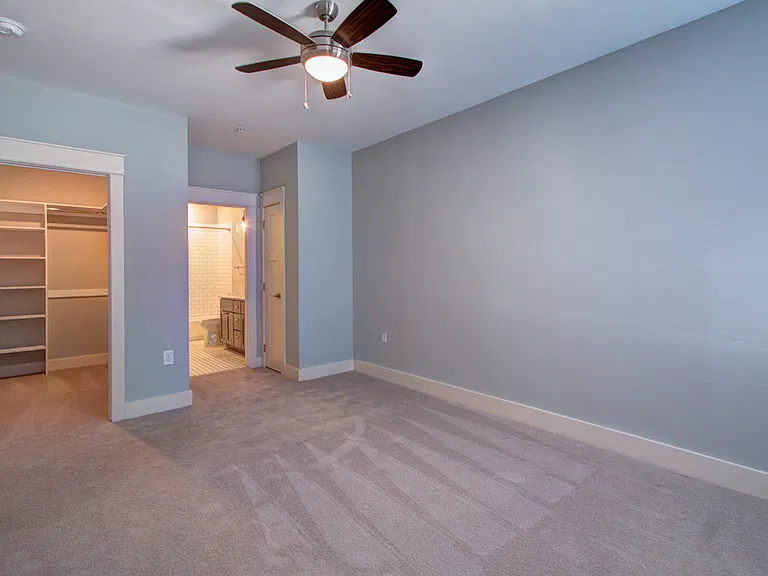 525 East Blvd — Photo 12