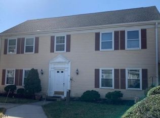 352 N Old Nassau Rd, Monroe Township, NJ 08831