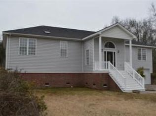 1273 Redeemer Dr, Hanahan, SC 29410