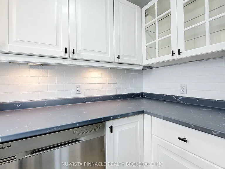 1243 Landor St — Photo 11