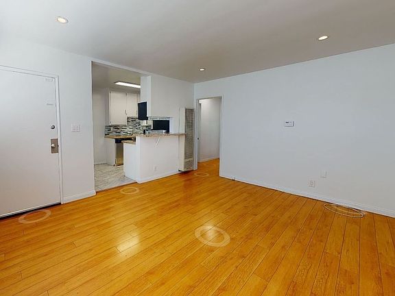 4th image of 9128 National Blvd #120-03