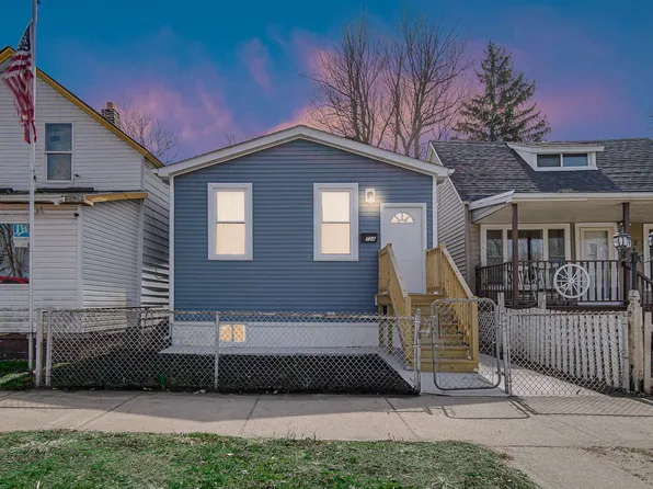 724 Willow Ct, Hammond, IN 46320