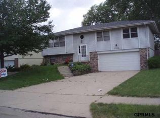 7310 Thorn Apple Ln, La Vista, NE 68128