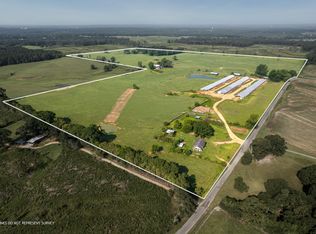 359 Speed McLeod Rd, Collins, MS 39428