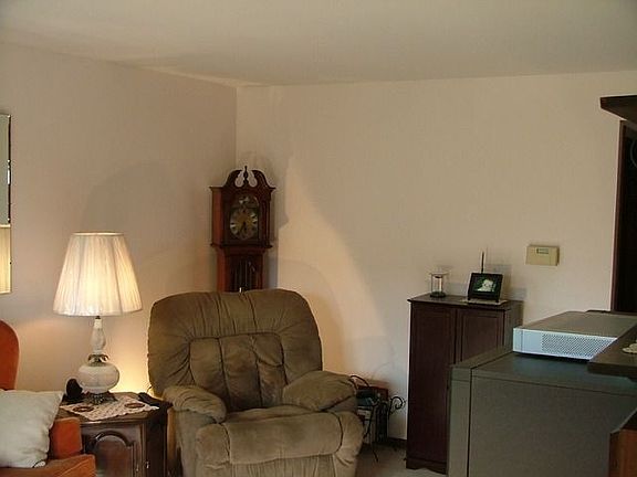 2nd image of 10019 S Melvina Ave