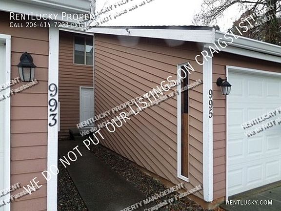 2nd image of 993 26th St NE