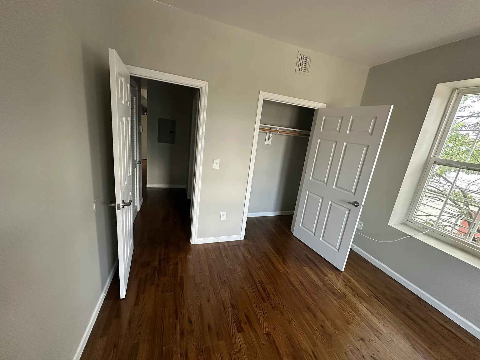 2 bed, $1,650 — Photo 3