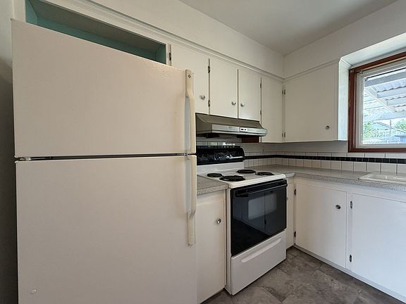 5th image of 6807 SE Cora St
