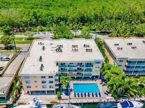 2600 NE 135th St #4J-A, North Miami, FL 33181