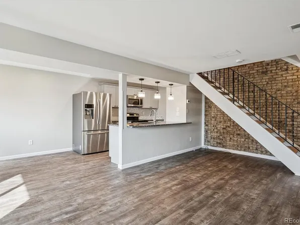 1192 S Eagle Circle #B, Aurora, CO 80012