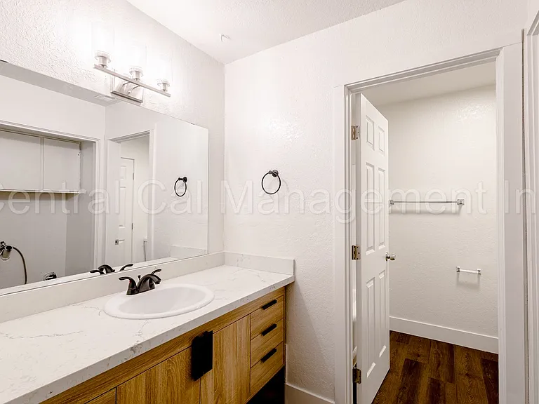 4648 Columbus St #A-J — Photo 14