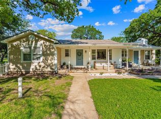 212 Hemphill St, Hico, TX 76457